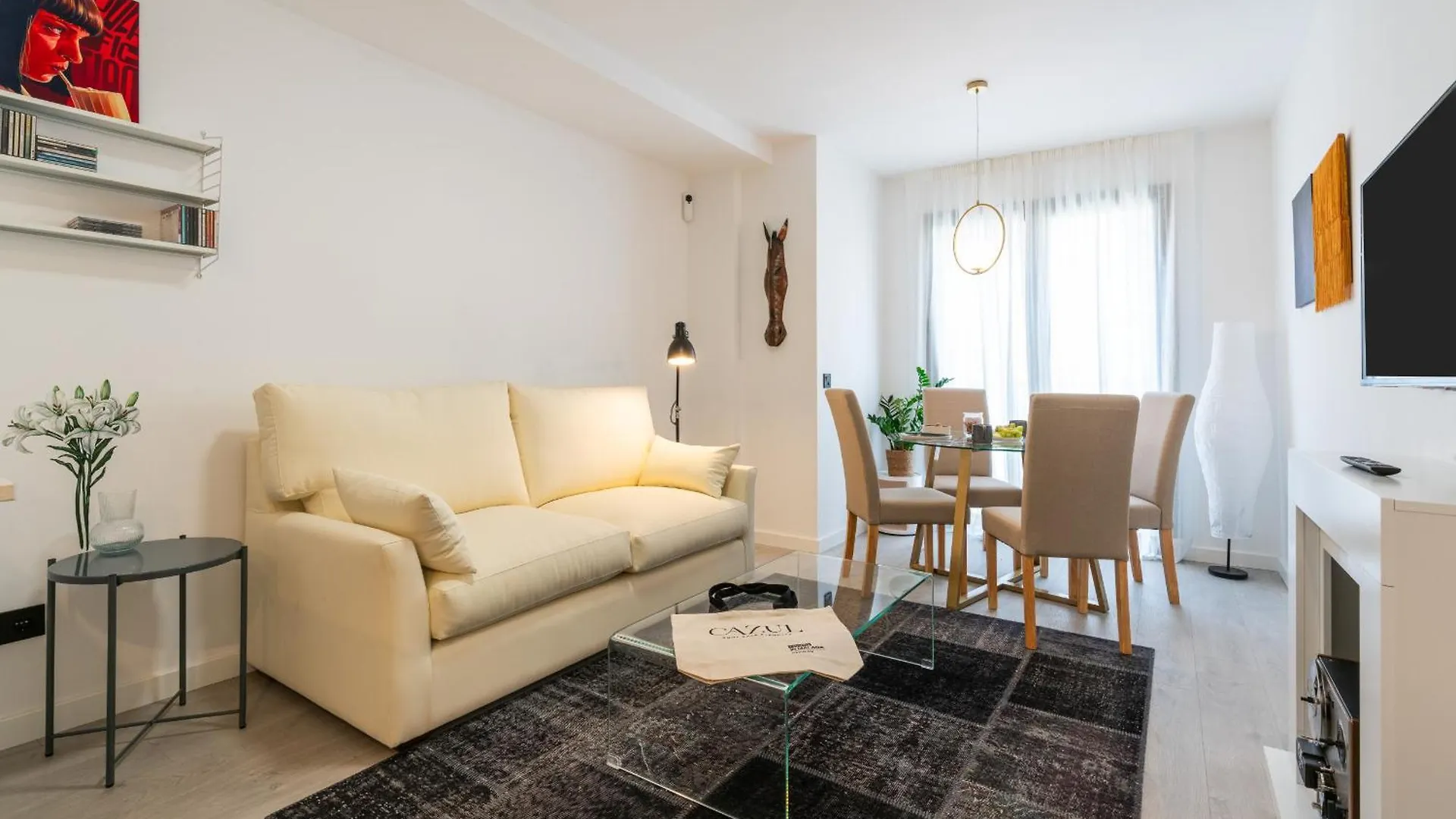Apartment Pulp Fiction, By Cazul Malaga